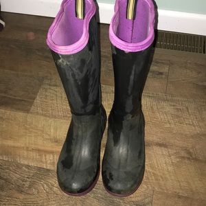 Noble outfitters size 7